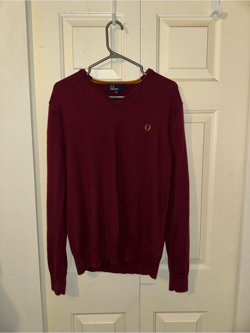 Fred Perry Men's V-Neck Jumper Sweater in Burgundy